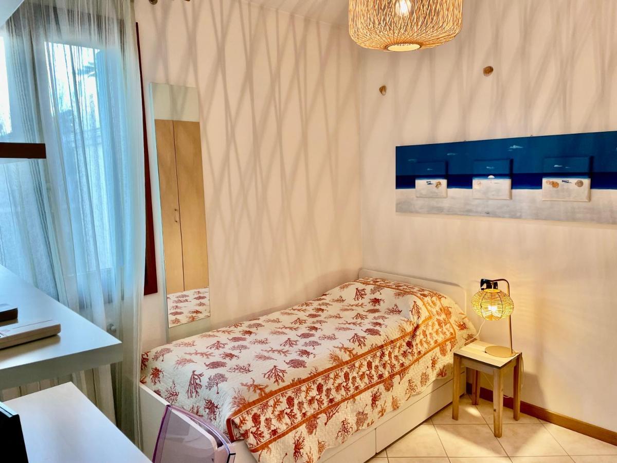 Апартаменты Borgo Al Mare Лидо-ди-Езоло Экстерьер фото